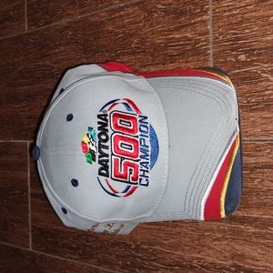 2005 47th Annual Daytona 500 Champion Hat Gatorade Victory Lane Edition.